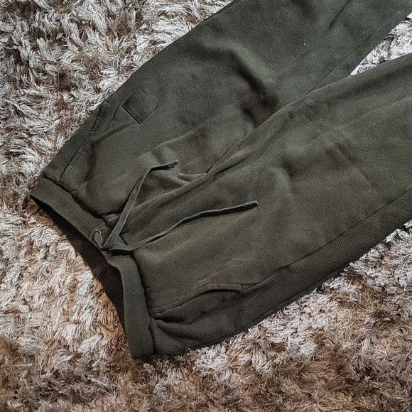 Puma Men's Dark Gray Sweatpants - Picture 5 of 8